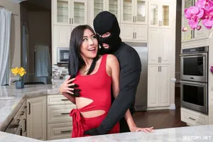 Quan trọng nhất là sự chân thực, quyến rũ dì ngâm chân