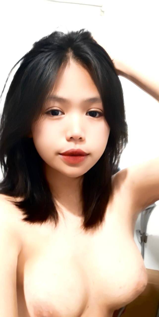 Em hộ lý mới cưới bị bác sĩ địt trong ca trực đêm